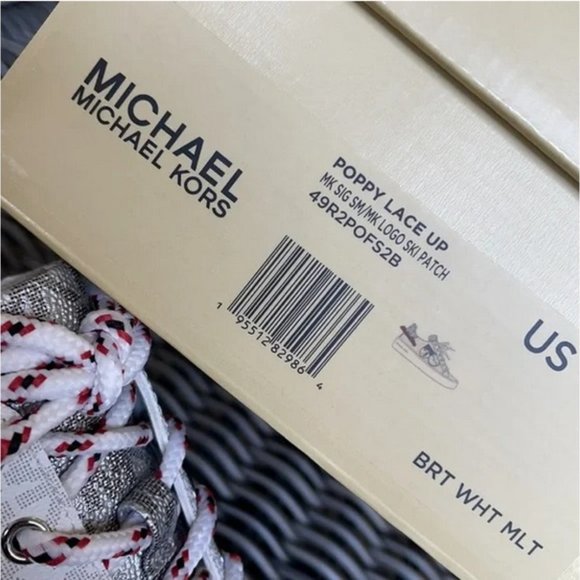 Michael Kors Poppy Lace Up MK Sig Small/MK Logo Ski Patch WMNS - Picture 15 of 16